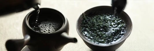 Which Gyokuro Teapot is Best: a Shiboridashi or a Kyusu?